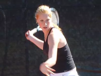 Women?s Tennis Falls to USA, 5-2 Image