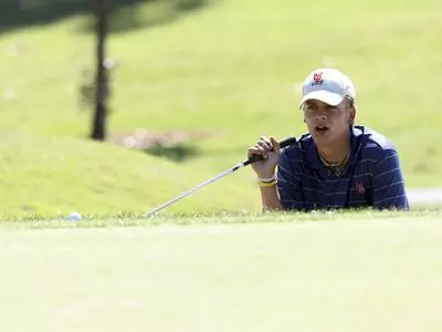 Carrey Claims Mean Green Title in Playoff Image