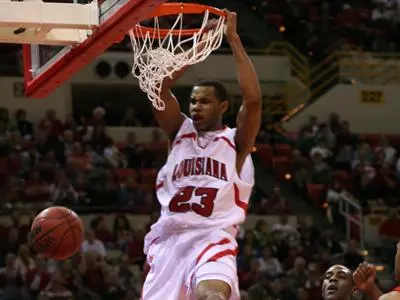 Cajuns' Valiant Effort Falls Short, 69-66 Image
