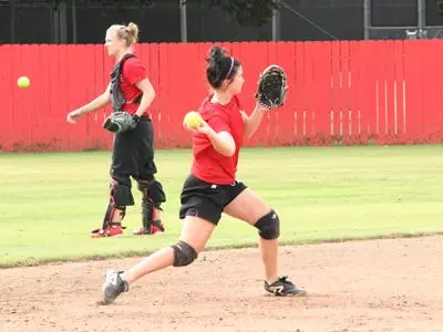 Cajuns Square Off with Cowgirls Image