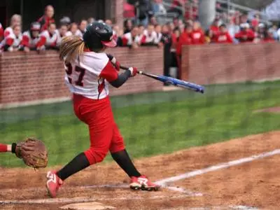 Nine-Run Inning Propels No. 18 Cajuns Image