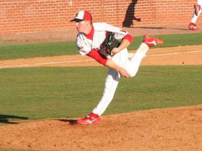 Cajuns Fall in Ninth at NSU, 3-2 Image