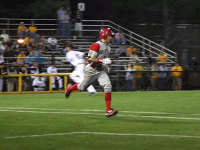 Cajuns Falter In First Road Game Image