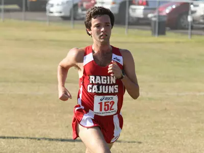 Cajuns Battle Delay, Gain Experience for Rookie Runners Image