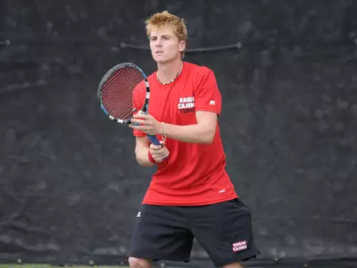 Cajuns Beat Grambling 5-0 at Cajun Courts. Image