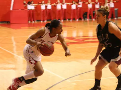 Cajuns Fall To USA, 79-59 Image