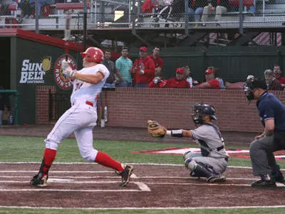 UL Dealt Another One-Run Loss Image