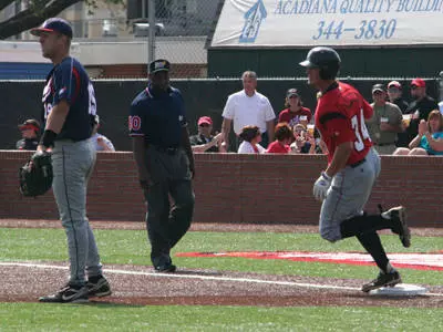 Cajuns Coast to Series Sweep Image