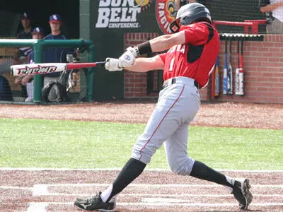 Home Runs in Seventh Complete Sweep Image