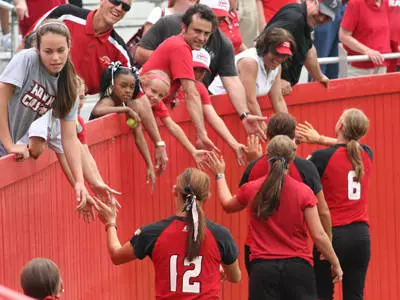 Cajuns Battle Bruins In Season Finale Image