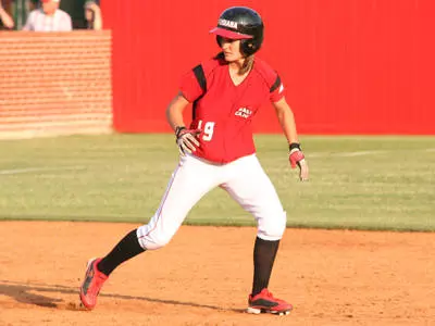 Cajuns Spilt On Sunday With Troy Image