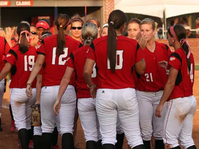 Cajuns Cruise, Clinch Championship Image