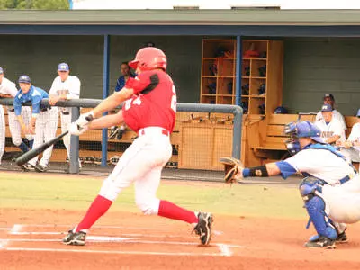 Cajuns Outlast Warhawks in 13 Innings Image