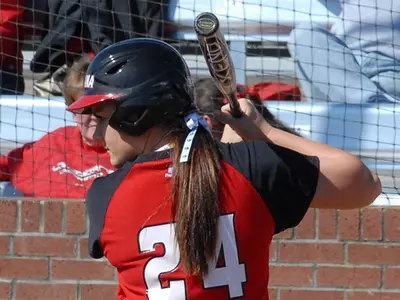 Cormier, Draheim Shine in Sweep Image