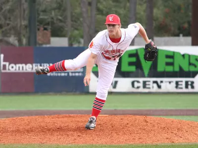 Hicks Locks Down Series Finale for Louisiana Image