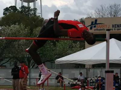 Cajuns Open Outdoor Season at McNeese Image