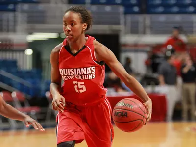Cajuns Let Late Lead Slip, Fall to USA Image