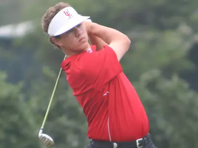 Golf Finishes Third in Season Opener Image