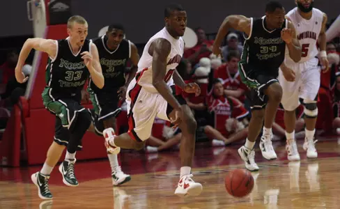 Men's Hoops Closes Out January in Monroe Image