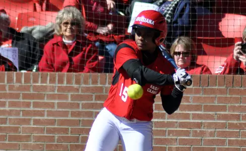 Myers' Clutch Three-Run Blast Helps Cajuns Stay Perfect Image