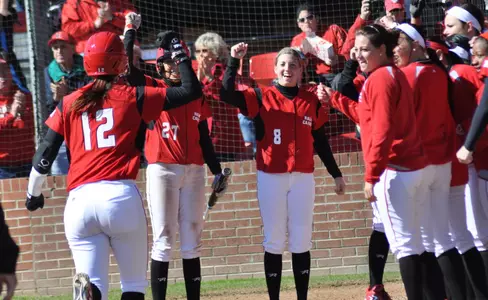 Cajuns Open 2012 Season With Two Wins Image