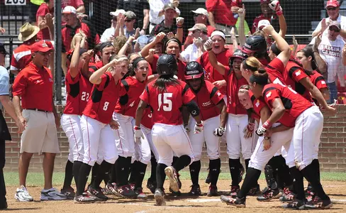 Daily Blog: Cajuns At The NCAA Super-Regional Image