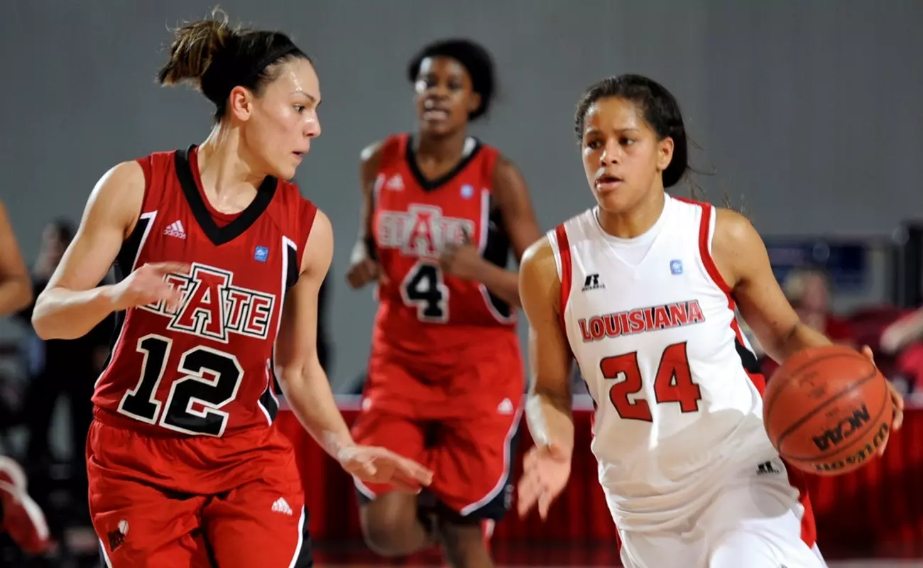 W Basketball Ark State 1-12-13