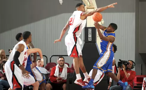 Long Leads Cajuns Past McNeese State, 92-66 Image