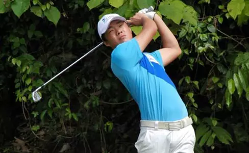 Paul San Signing Image