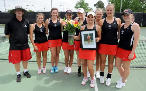 Women’s Tennis Closes Out Home Swing With Sweep Image