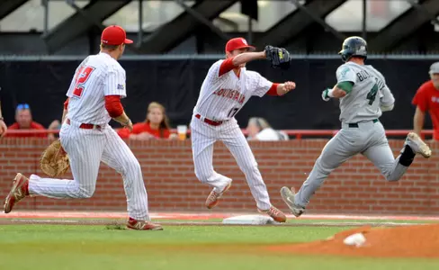 First Inning Output Carries Green Wave Past Cajuns Image