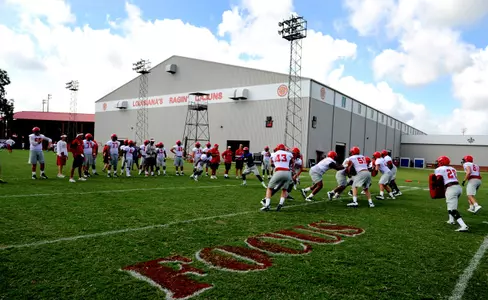The Heat Is On The Cajuns As Preseason Practice Warms Up Image