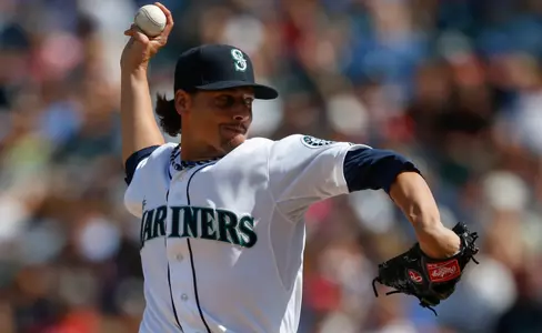 Danny Farquar 2013 Mariners