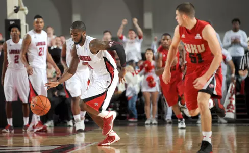 Cajuns Fall To WKU In Nationally-Televised Contest, 79-70 Image