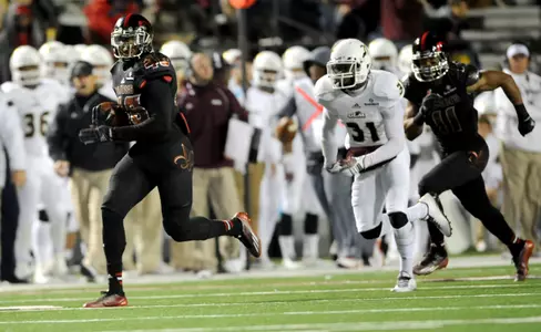 Cajuns Win Sixth Straight; Hold Off ULM 34-27 Image