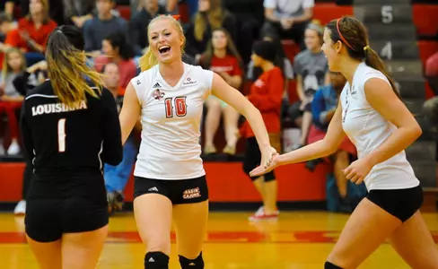 Andrea Hole, Sara Mossakowski