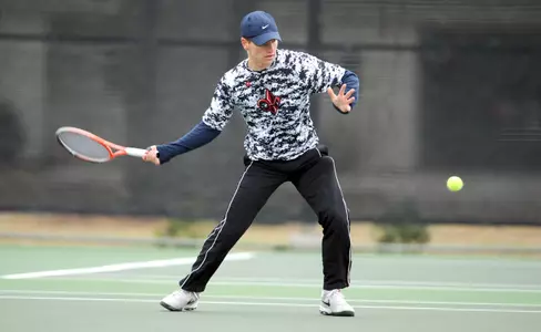 Louisiana Men's Tennis Tops Xavier, 6-0 Image