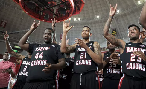 Cajuns Take Six-Game Win Streak To First-Place Georgia State Image