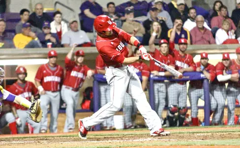 Cajuns Edge Top Ranked LSU In Rain Shortened Contest, 4-1 Image