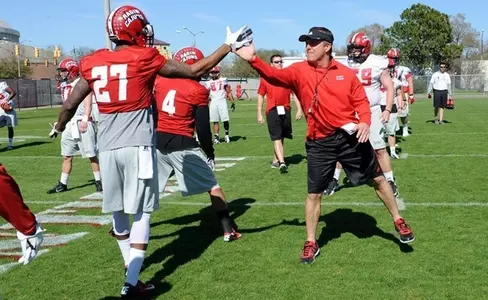 T.J. Worthy, Mark Hudspeth