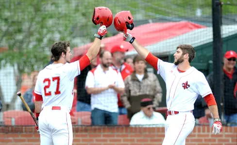 Cajuns Baseball Slugs Its Way To A Sweep Of Panthers Image