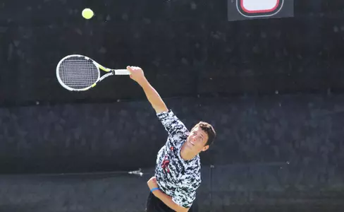 Men’s Tennis Wins Sixth Straight On Senior Day Image