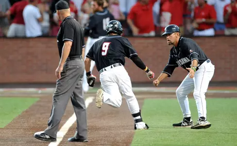 Cajuns Move One Stop Closer To Omaha With 9-5 Win Over Rebels Image