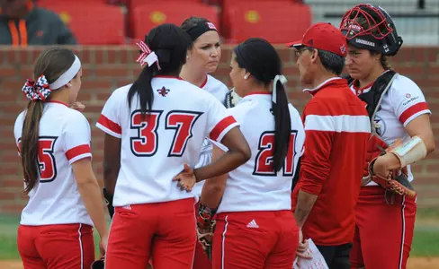 UL Softball Group