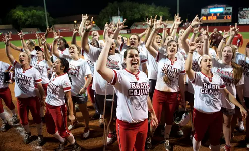 UL Softball Team