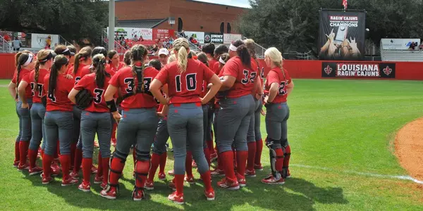 Softball Huddle 03.08.16