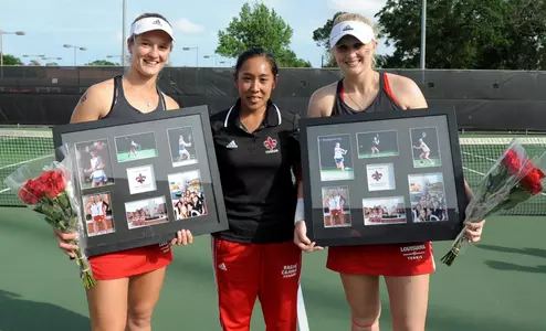 Juliette Clement, Stephanie Vallejos, Melissa Burckhartt