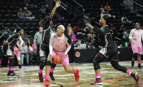 Simone Fields