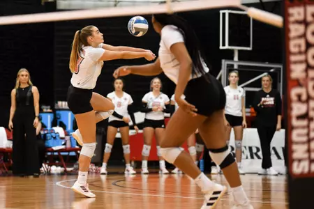 Reka Kotorman Set vs Little Rock 10.9.21