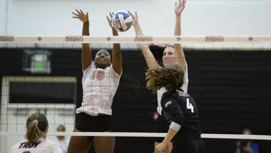 Kara Barnes and Kelsey Bennett at Net vs Troy 10.23.21